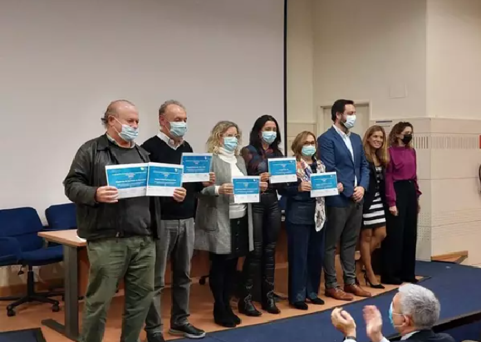 Imagen del acto de entrega de las acreditaciones RASSELH